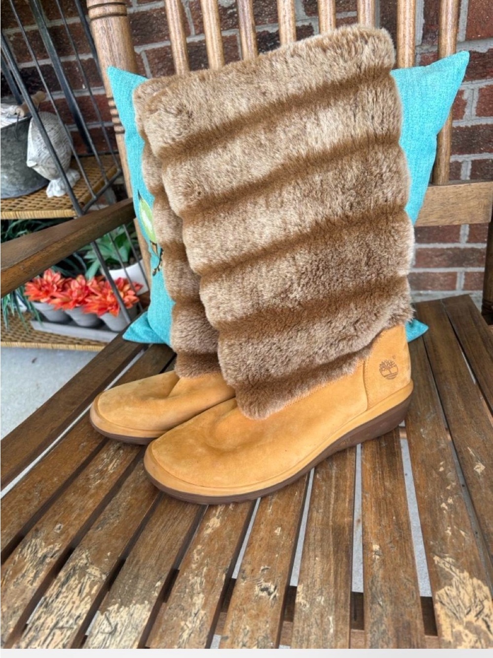 Authetic Timberland faux fur boots
